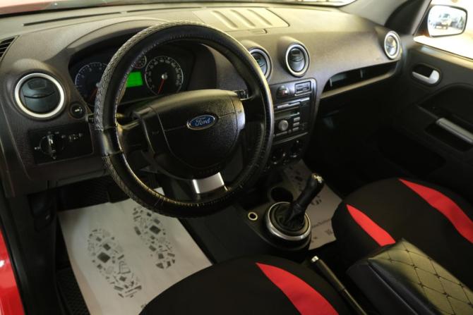 Ford Fusion I Рестайлинг с пробегом 2007 года, цена 499 000 рублей, 292000 км, хэтчбек, Автокод Объявления