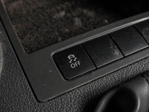 Volkswagen Caddy III Рестайлинг с пробегом 2012 года, цена 1 010 000 рублей, 163192 км, фургон, Автокод Объявления