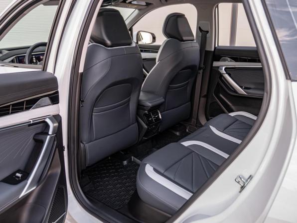 Geely Atlas II с пробегом 2024 года, цена 3 099 000 рублей, 11830 км, внедорожник, Автокод Объявления