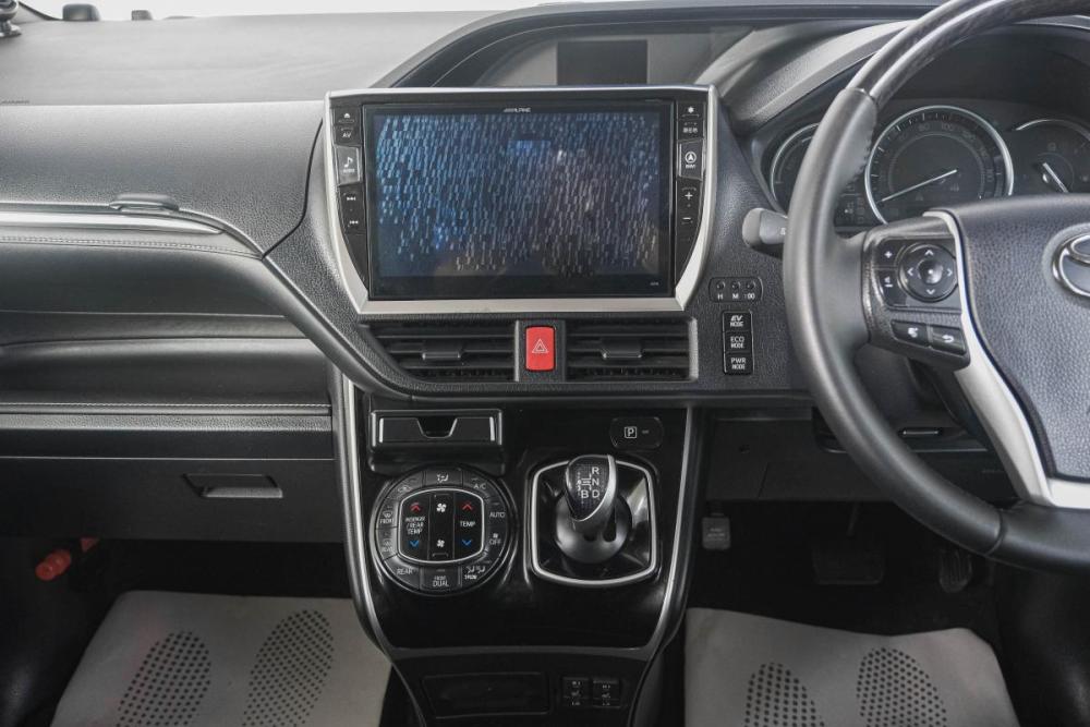 Toyota Esquire I Кемерово  - изображение 20