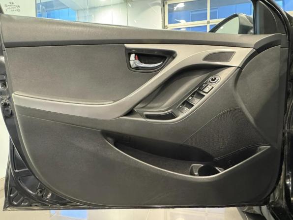Hyundai Elantra V (MD) с пробегом 2013 года, цена 669 000 рублей, 286177 км, седан, Автокод Объявления