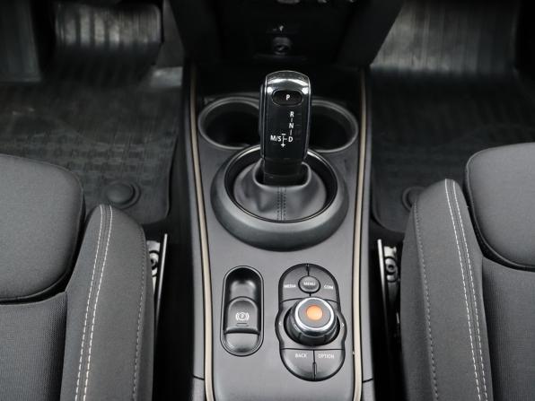 Mini Countryman II Рестайлинг с пробегом 2021 года, цена 3 799 000 рублей, 21130 км, внедорожник, Автокод Объявления