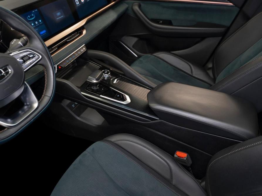 Geely Monjaro I Москва  - изображение 14