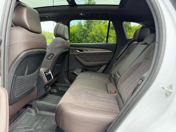 Geely Monjaro I с пробегом 2026 года, цена 4 150 000 рублей, 25 км, внедорожник, Автокод Объявления