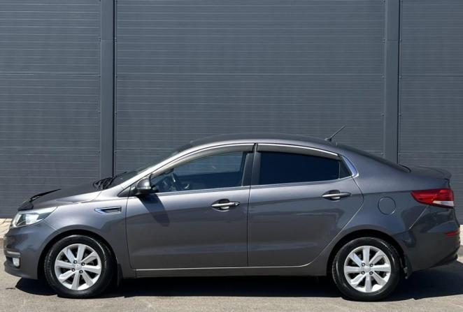 Kia Rio III Рестайлинг с пробегом 2015 года, цена 1 025 000 рублей, 137928 км, седан, Автокод Объявления
