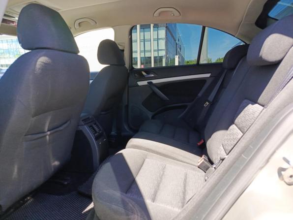 Skoda Octavia II (A5) Рестайлинг с пробегом 2011 года, цена 690 000 рублей, 288523 км, лифтбек, Автокод Объявления