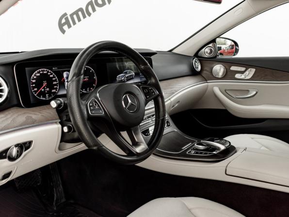 Mercedes-Benz E-Класс V (W213 S213 C238) с пробегом 2017 года, цена 2 930 000 рублей, 166604 км, седан, Автокод Объявления