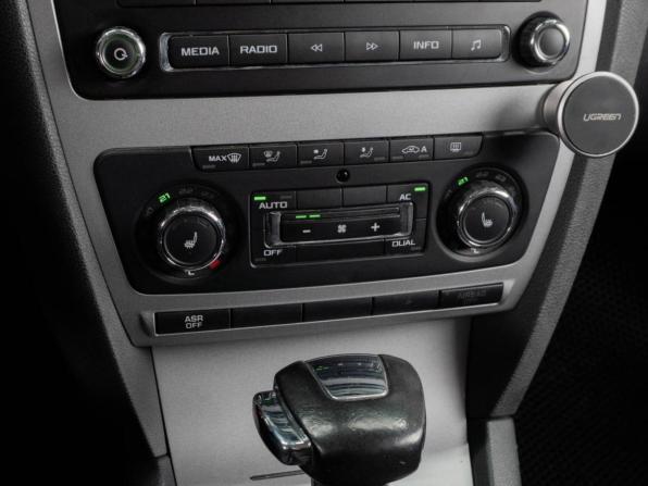 Skoda Octavia II (A5) Рестайлинг с пробегом 2012 года, цена 990 000 рублей, 210221 км, лифтбек, Автокод Объявления