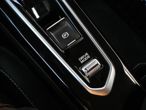 Geely Coolray I Рестайлинг с пробегом 2023 года, цена 2 199 000 рублей, 18634 км, внедорожник, Автокод Объявления