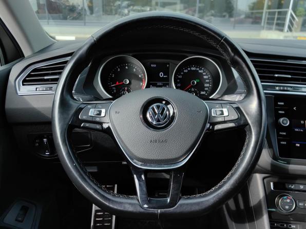 Volkswagen Tiguan II с пробегом 2019 года, цена 2 239 000 рублей, 82000 км, внедорожник, Автокод Объявления