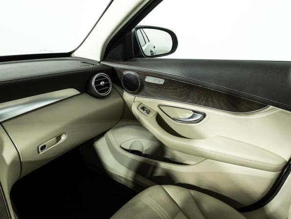 Mercedes-Benz C-Класс IV (W205) с пробегом 2015 года, цена 2 025 000 рублей, 127775 км, седан, Автокод Объявления