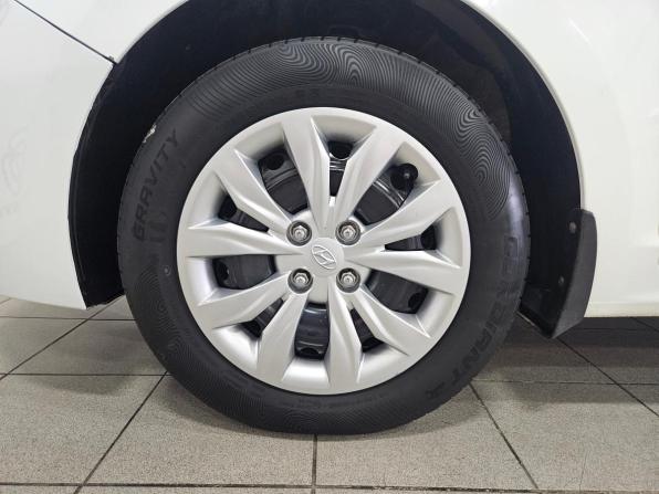 Hyundai Solaris II с пробегом 2018 года, цена 1 061 000 рублей, 163794 км, седан, Автокод Объявления