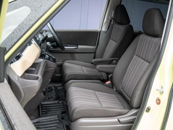 Honda Freed II с пробегом 2018 года, цена 1 350 000 рублей, 174645 км, компактвэн, Автокод Объявления