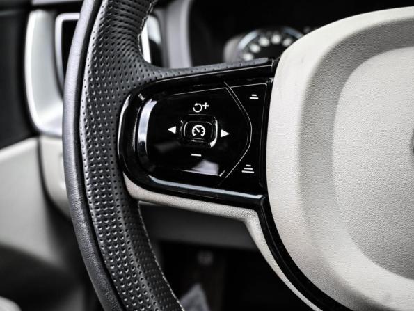 Volvo XC60 II с пробегом 2018 года, цена 3 669 000 рублей, 114925 км, внедорожник, Автокод Объявления