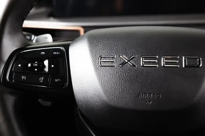 Exeed LX I Рестайлинг 2 с пробегом 2024 года, цена 2 229 000 рублей, 1750 км, внедорожник, Автокод Объявления