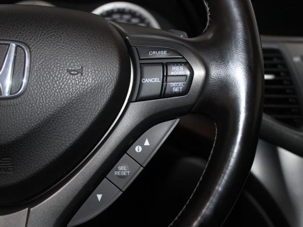 Honda Accord VIII Рестайлинг с пробегом 2012 года, цена 1 499 900 рублей, 147682 км, седан, Автокод Объявления