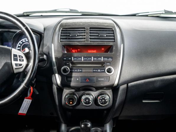 Mitsubishi ASX I с пробегом 2011 года, цена 715 100 рублей, 220869 км, внедорожник, Автокод Объявления