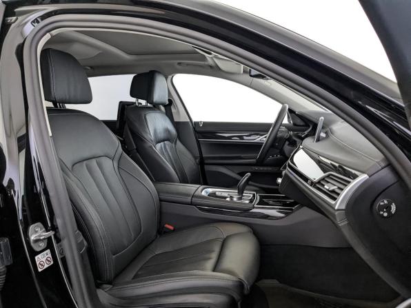 BMW 7 серии VI (G11/G12) Рестайлинг с пробегом 2020 года, цена 5 250 000 рублей, 145791 км, седан, Автокод Объявления