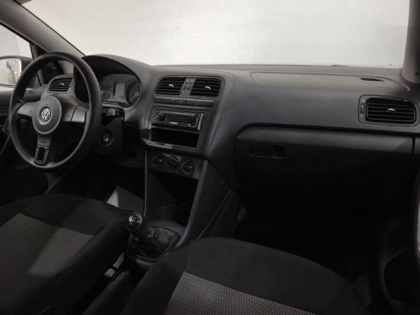 Volkswagen Polo V с пробегом 2015 года, цена 600 000 рублей, 232471 км, седан, Автокод Объявления