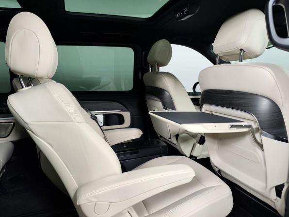 Новый Mercedes-Benz V-Класс III (W447) Рестайлинг 2 2026 года, цена 15 109 600 рублей, минивэн, Автокод Объявления