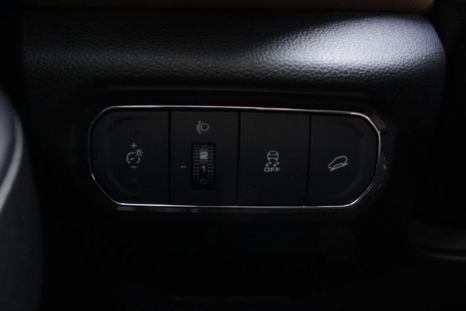 Haval Jolion I с пробегом 2021 года, цена 1 900 000 рублей, 42363 км, внедорожник, Автокод Объявления