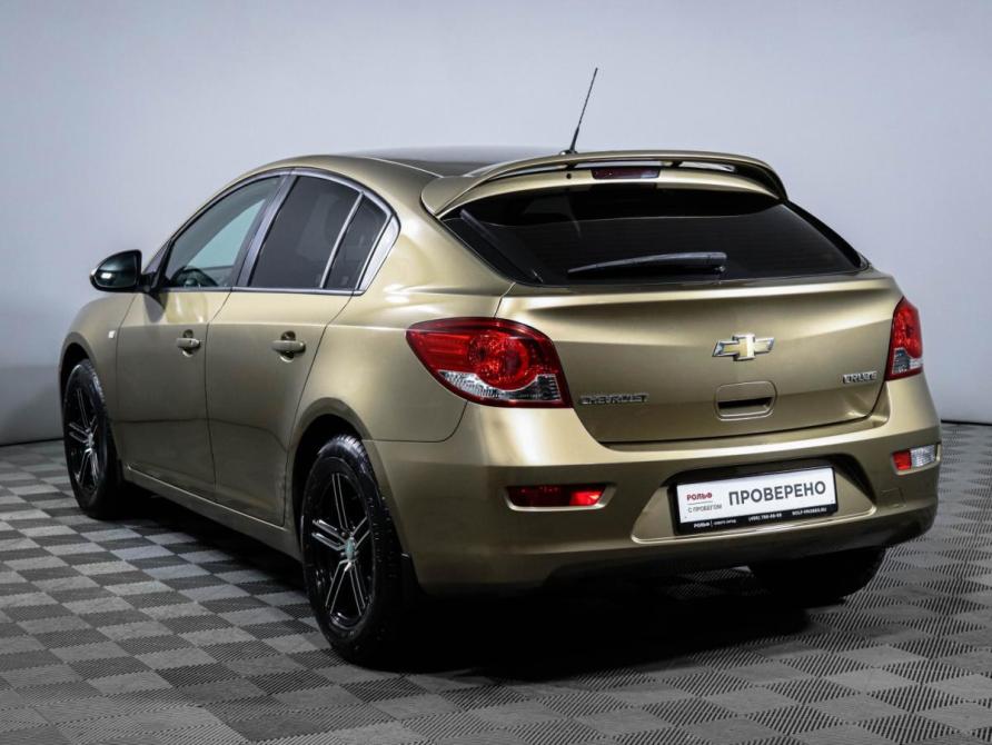 Chevrolet Cruze I Рестайлинг Москва  - изображение 7