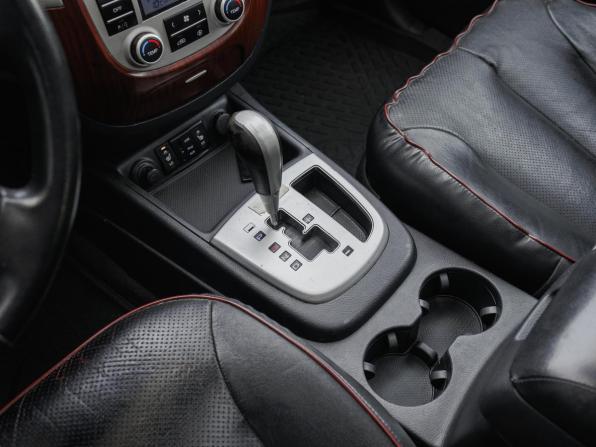 Hyundai Santa Fe II с пробегом 2008 года, цена 979 000 рублей, 287622 км, внедорожник, Автокод Объявления