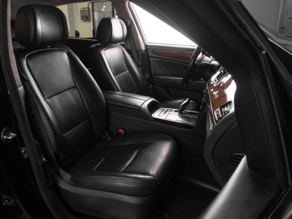 Hyundai Equus II Рестайлинг с пробегом 2013 года, цена 1 769 000 рублей, 205612 км, седан, Автокод Объявления