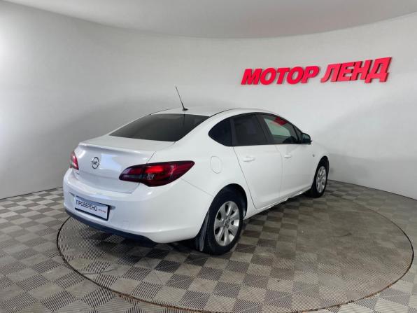 Opel Astra J Рестайлинг с пробегом 2013 года, цена 650 000 рублей, 251271 км, седан, Автокод Объявления