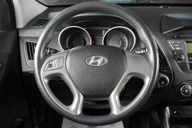 Hyundai ix35 I Рестайлинг с пробегом 2013 года, цена 1 129 000 рублей, 193500 км, внедорожник, Автокод Объявления