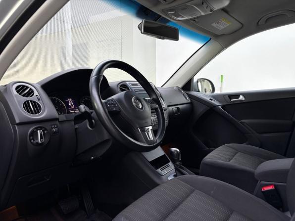 Volkswagen Tiguan I Рестайлинг с пробегом 2012 года, цена 1 189 000 рублей, 196610 км, внедорожник, Автокод Объявления