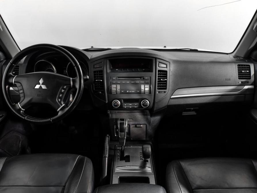 Mitsubishi Pajero IV Рестайлинг 1 Санкт-Петербург  - изображение 14