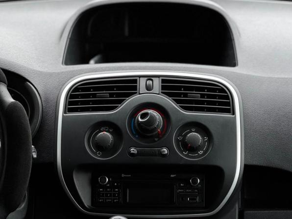 Renault Kangoo II Рестайлинг с пробегом 2013 года, цена 799 000 рублей, 112593 км, минивэн, Автокод Объявления