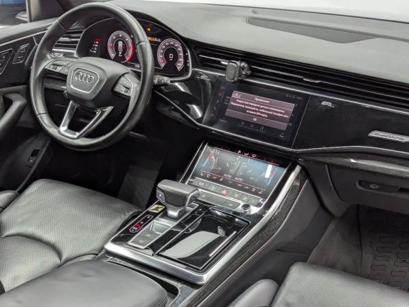 Audi Q8 I (4M) с пробегом 2019 года, цена 5 350 000 рублей, 211196 км, внедорожник, Автокод Объявления