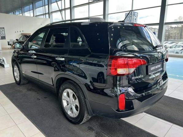 Kia Sorento II Рестайлинг с пробегом 2017 года, цена 2 145 000 рублей, 166368 км, внедорожник, Автокод Объявления