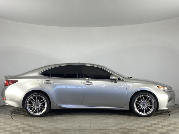 Lexus ES VI Рестайлинг с пробегом 2016 года, цена 2 270 000 рублей, 196523 км, седан, Автокод Объявления