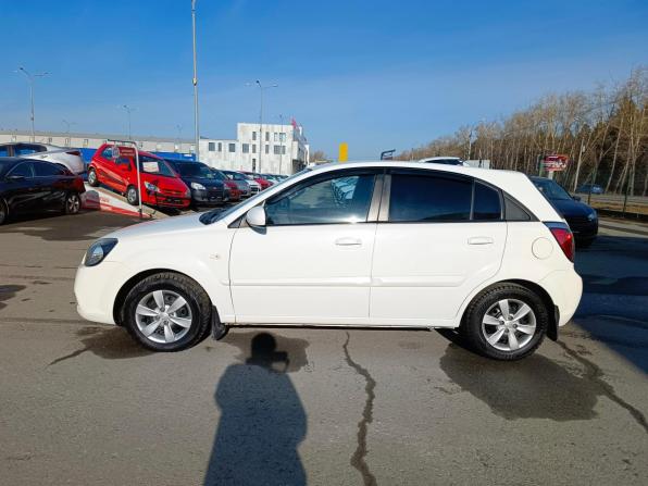 Kia Rio II Рестайлинг с пробегом 2011 года, цена 630 000 рублей, 149200 км, хэтчбек, Автокод Объявления