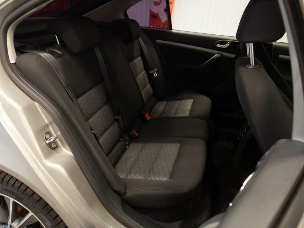 Skoda Octavia II (A5) Рестайлинг с пробегом 2013 года, цена 895 000 рублей, 194373 км, лифтбек, Автокод Объявления