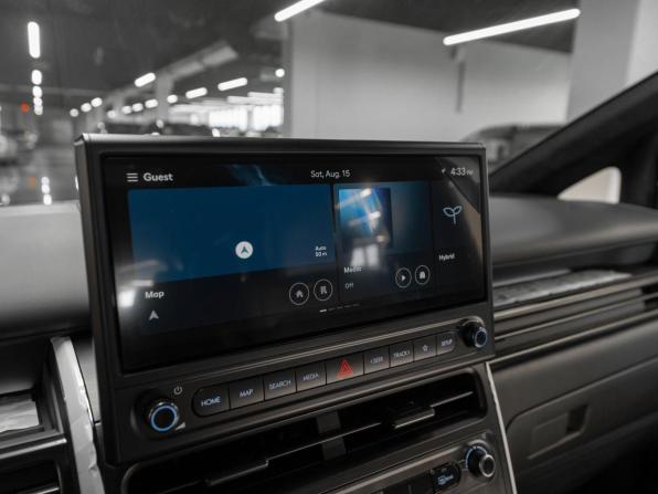 Hyundai Staria I Рестайлинг с пробегом 2026 года, цена 8 000 000 рублей, 17 км, минивэн, Автокод Объявления