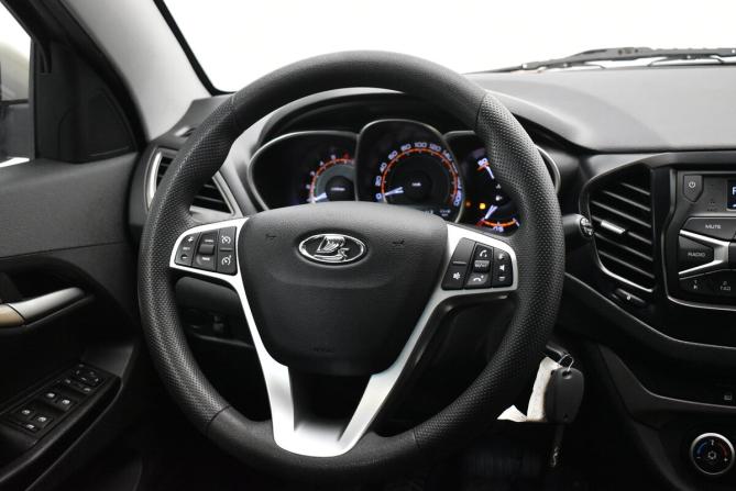 Lada (ВАЗ) Vesta I с пробегом 2018 года, цена 950 000 рублей, 100199 км, универсал, Автокод Объявления