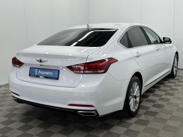 Hyundai Genesis II с пробегом 2015 года, цена 1 861 000 рублей, 122102 км, седан, Автокод Объявления