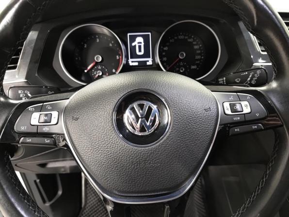 Volkswagen Tiguan II с пробегом 2019 года, цена 2 630 000 рублей, 124889 км, внедорожник, Автокод Объявления
