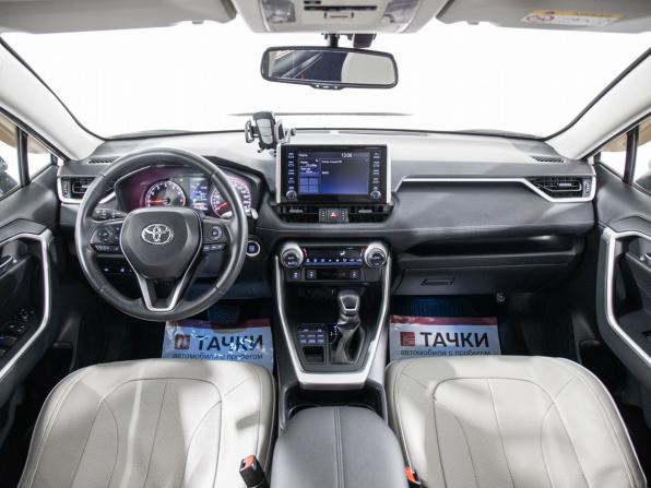 Toyota RAV4 V (XA50) с пробегом 2021 года, цена 3 685 000 рублей, 31765 км, внедорожник, Автокод Объявления