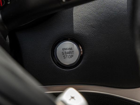 Kia Stinger I с пробегом 2018 года, цена 3 170 000 рублей, 97879 км, лифтбек, Автокод Объявления