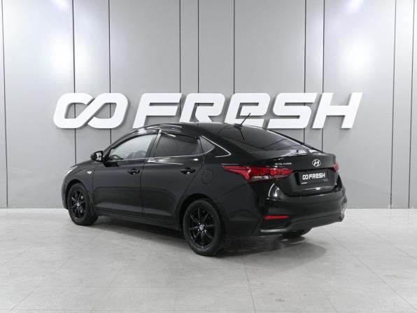 Hyundai Solaris II с пробегом 2018 года, цена 1 379 000 рублей, 166451 км, седан, Автокод Объявления
