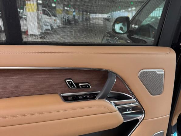 Новый Land Rover Range Rover V 2026 года, цена 30 990 000 рублей, внедорожник, Автокод Объявления