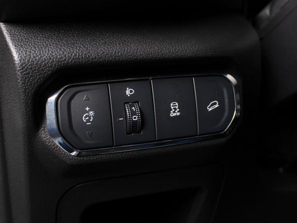 Haval Jolion I Рестайлинг 2 с пробегом 2025 года, цена 1 920 000 рублей, 42000 км, внедорожник, Автокод Объявления