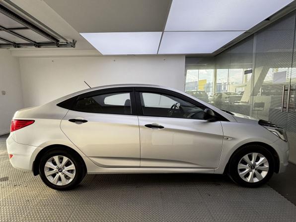 Hyundai Solaris I Рестайлинг с пробегом 2014 года, цена 1 100 000 рублей, 158391 км, седан, Автокод Объявления