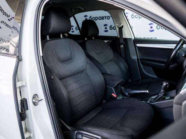 Skoda Octavia III (A7) с пробегом 2016 года, цена 1 300 000 рублей, 321415 км, лифтбек, Автокод Объявления