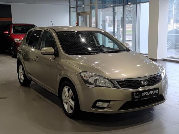 Kia Ceed I Рестайлинг с пробегом 2012 года, цена 734 000 рублей, 194400 км, хэтчбек, Автокод Объявления